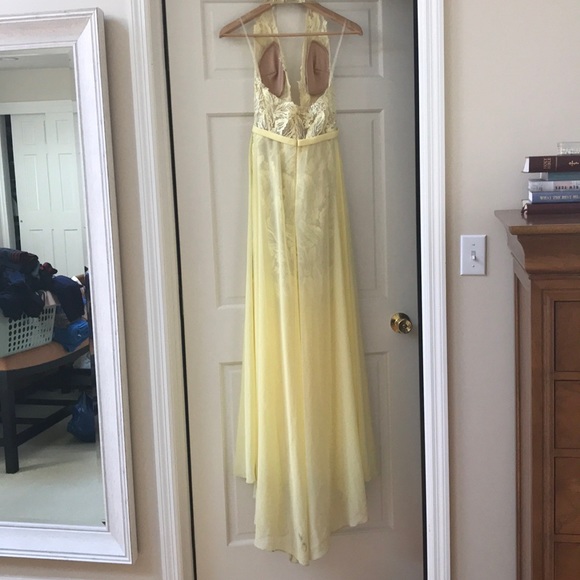 ✨Boutique Gown✨ - Picture 7 of 8